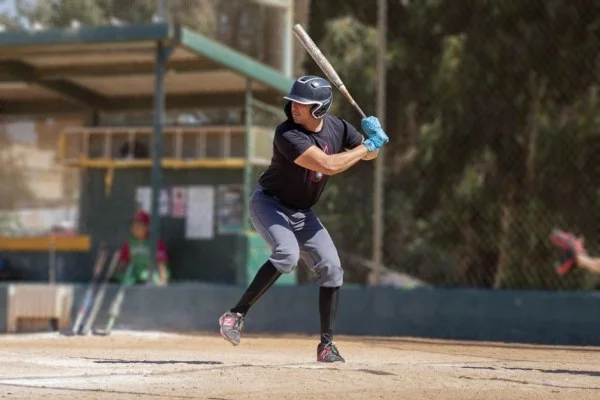 baseball player batting swing